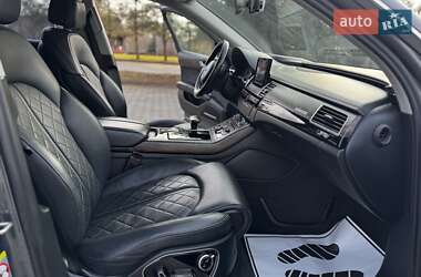 Седан Audi A8 2015 в 