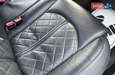 Седан Audi A8 2015 в 