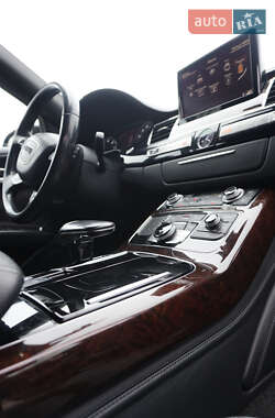 Седан Audi A8 2014 в 