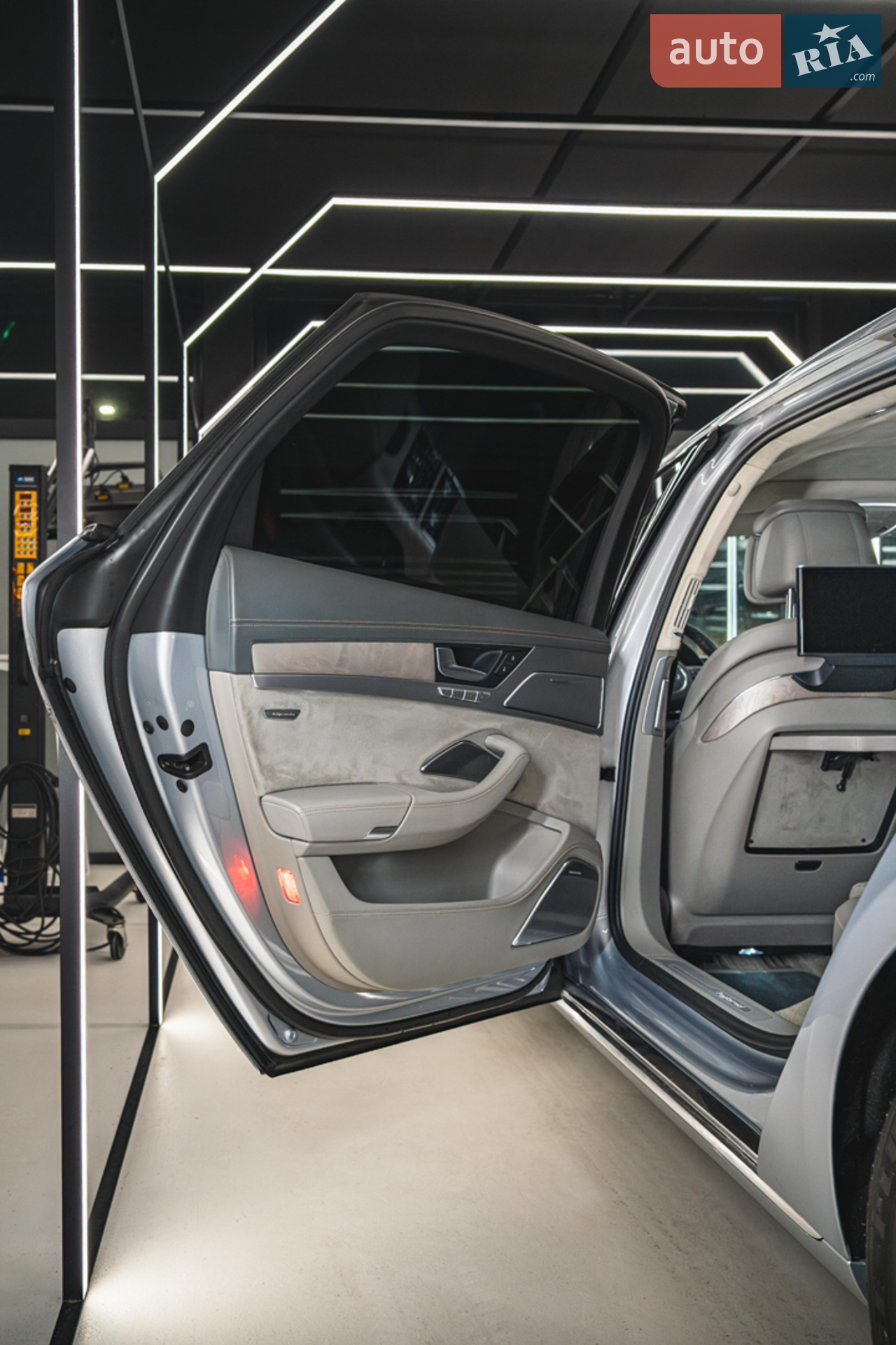 2014 Audi A8 - мініатюра 19