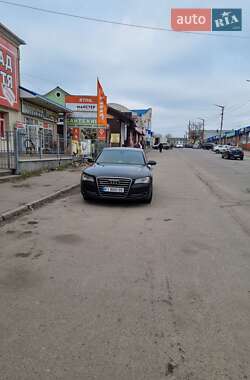 Седан Audi A8 2011 в 