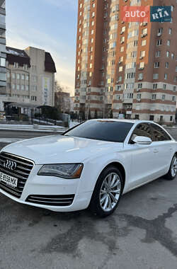 Седан Audi A8 2012 в Дніпрі