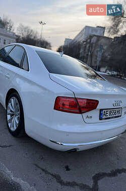 Седан Audi A8 2012 в Дніпрі