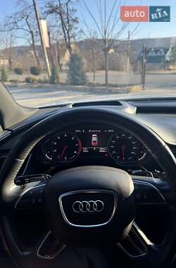 Седан Audi A8 2015 в 