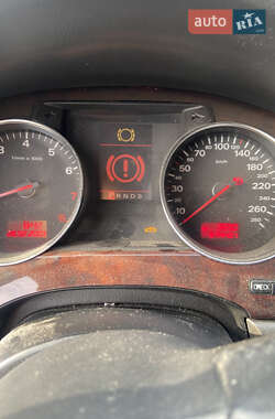 Седан Audi A8 2003 в 
