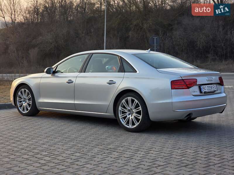 Седан Audi A8 2012 в Тернополе
