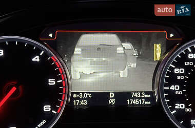 Седан Audi A8 2014 в 