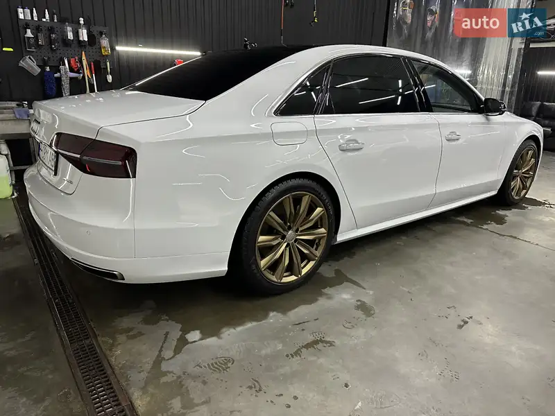Audi A8 2016 VIN WAU34AFDXGN018422 фото оголошення 6 з 38