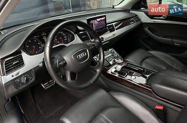 Седан Audi A8 2012 в Черкассах