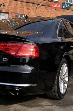 Седан Audi A8 2011 в 
