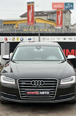 Седан Audi A8 2017 в 