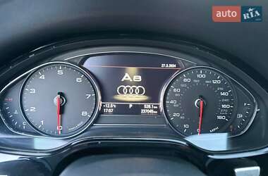 Седан Audi A8 2012 в 