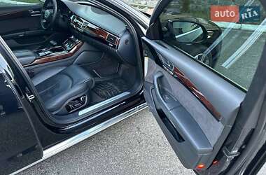 Седан Audi A8 2012 в 