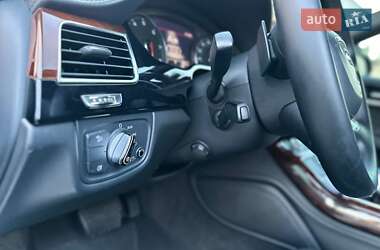 Седан Audi A8 2012 в 