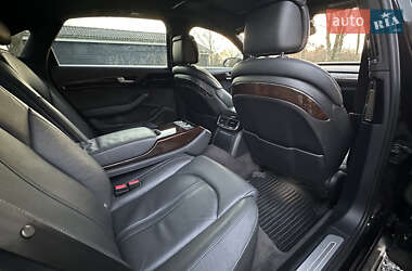 Седан Audi A8 2014 в Львове