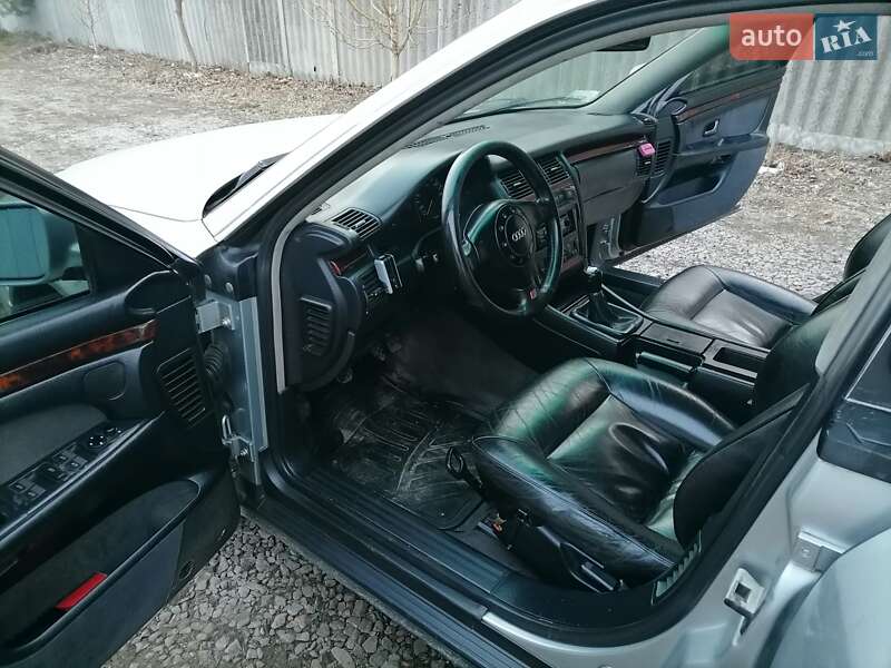 Седан Audi A8 1996 в Харькове