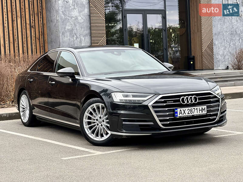 Седан Audi A8 2018 в Києві