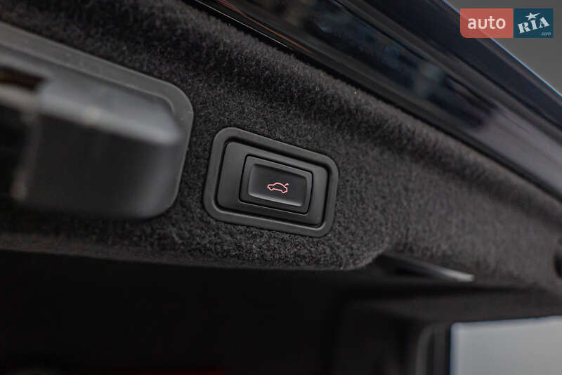 Седан Audi A8 2013 в Киеве фото 9 Седан Audi A8 2013 в Киеве