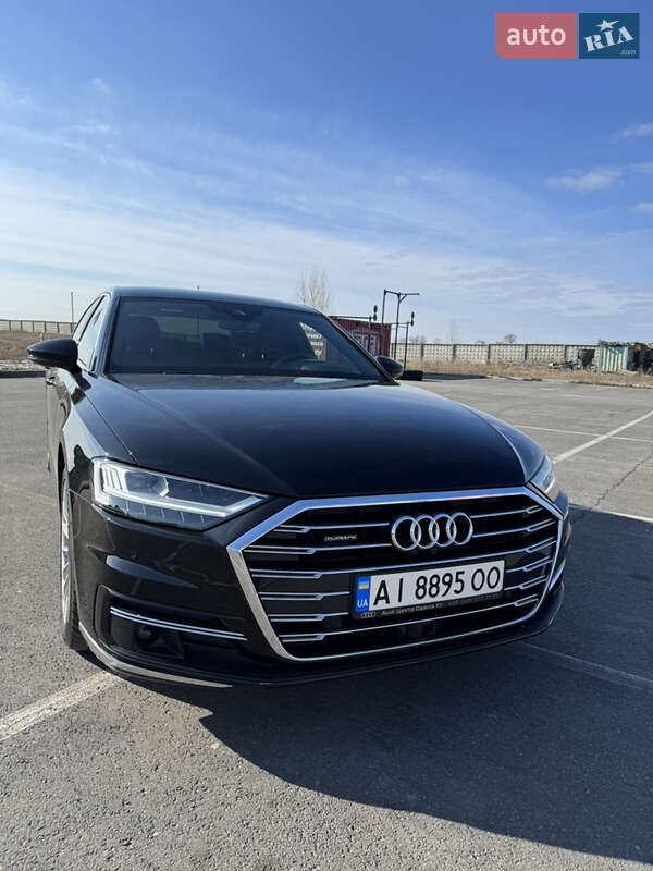 Седан Audi A8 2021 в Киеве