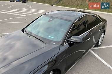 Седан Audi A8 2014 в 
