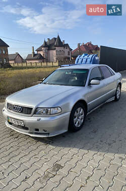 Седан Audi A8 1997 в Чернівцях