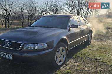 Седан Audi A8 1998 в 