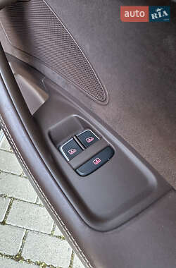Седан Audi A8 2013 в 