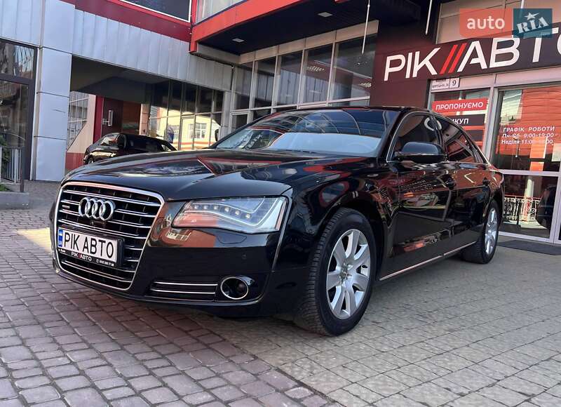 Седан Audi A8 2012 в Львове