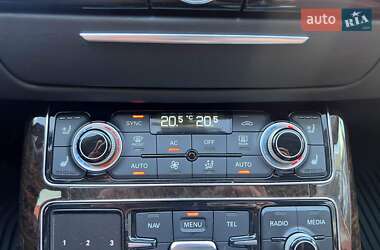 Седан Audi A8 2012 в 