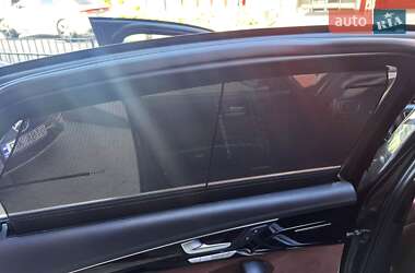 Седан Audi A8 2012 в 