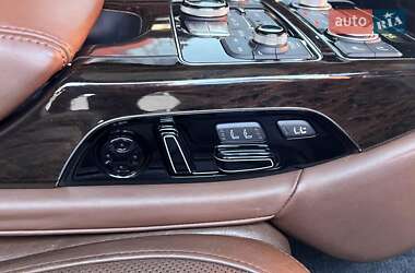 Седан Audi A8 2012 в 