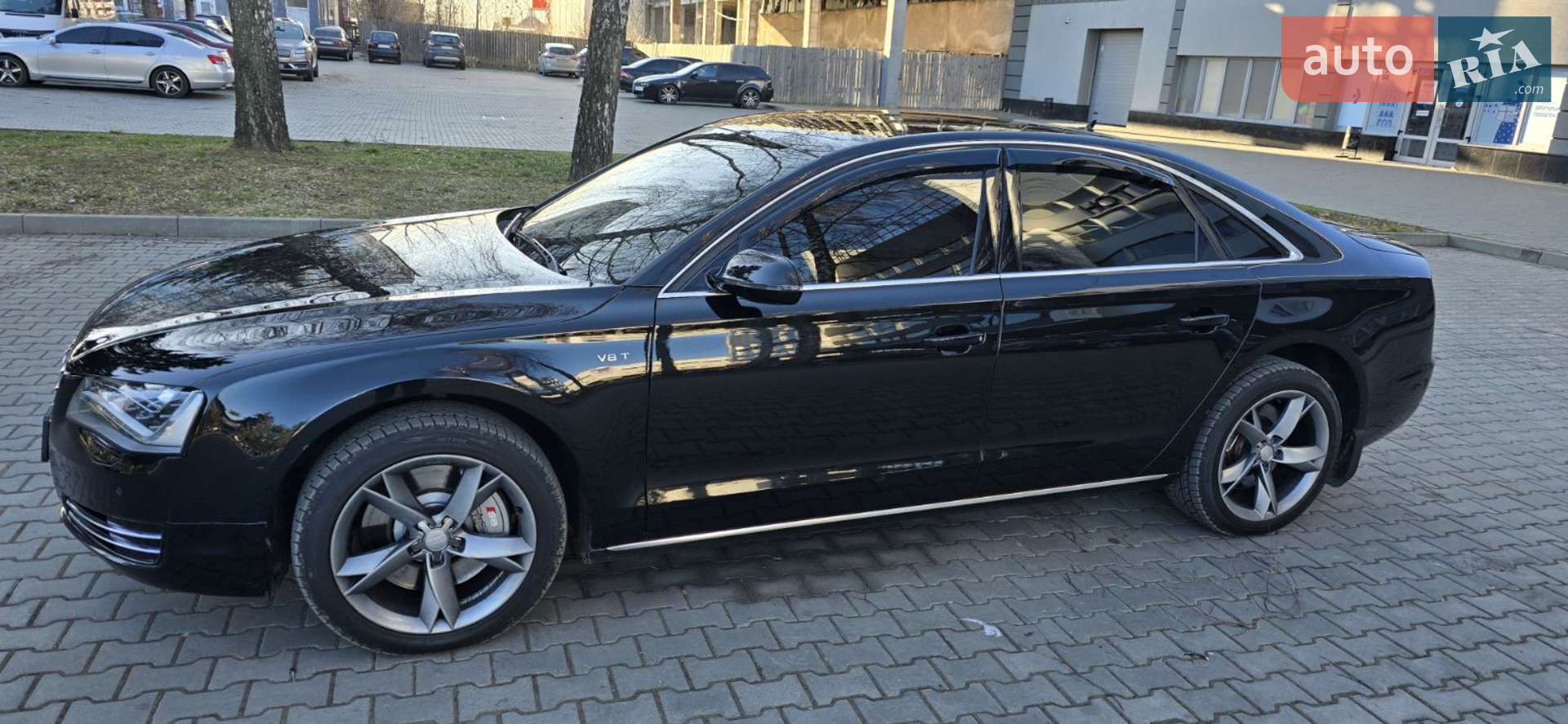 2010 Audi A8 - мініатюра 21