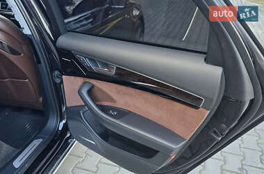 Седан Audi A8 2010 в 