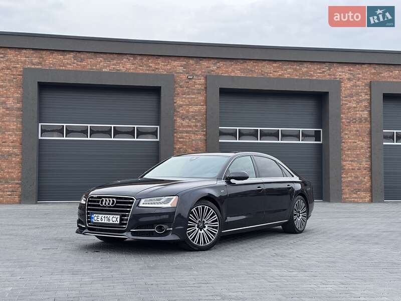 Седан Audi A8 2015 в 