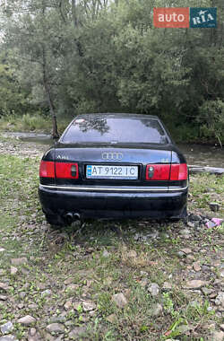Седан Audi A8 2000 в 
