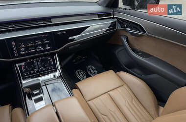 Седан Audi A8 2018 в 