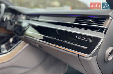 Седан Audi A8 2018 в 