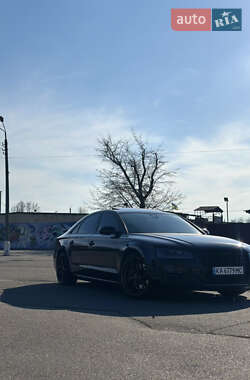 Седан Audi A8 2015 в 