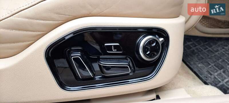 Седан Audi A8 2010 в Киеве фото 8 Седан Audi A8 2010 в Киеве