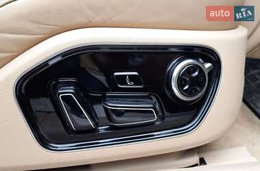 Седан Audi A8 2010 в 