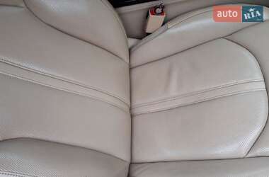 Седан Audi A8 2010 в 