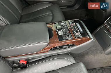 Седан Audi A8 2012 в 