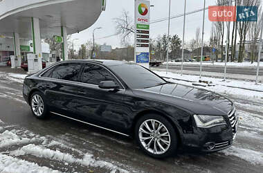 Седан Audi A8 2012 в 