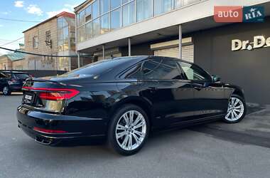 Седан Audi A8 2021 в 