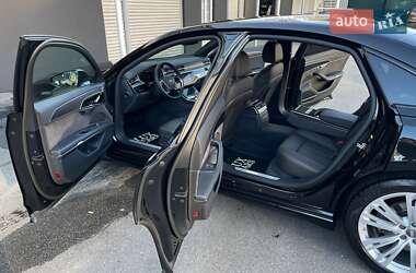Седан Audi A8 2021 в Киеве