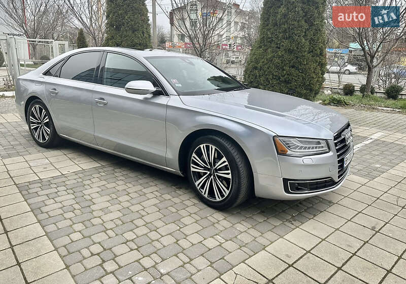 Седан Audi A8 2014 в Одессе