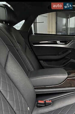 Седан Audi A8 2014 в 