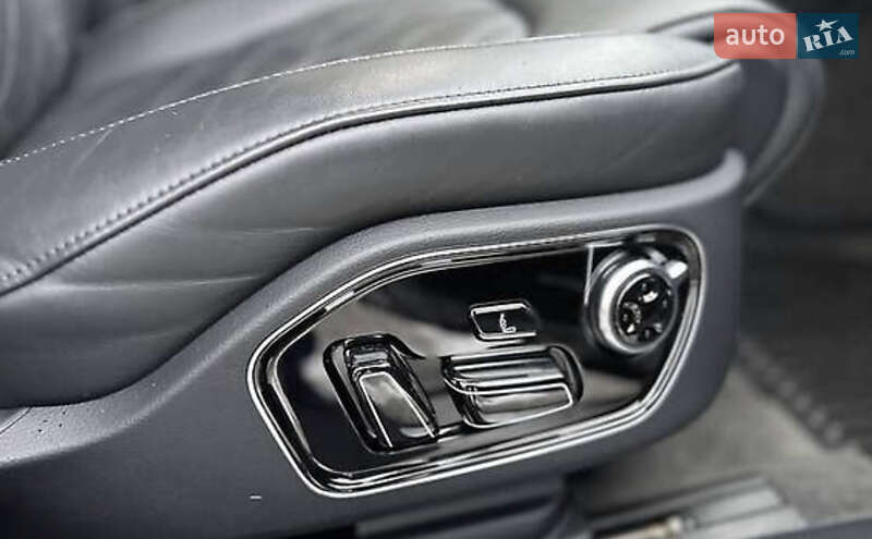 Седан Audi A8 2014 в Одессе