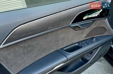Седан Audi A8 2019 в 