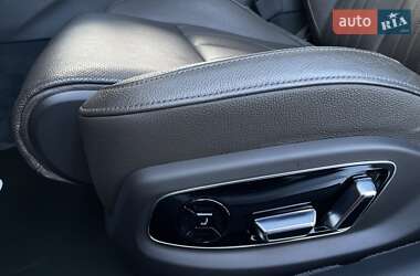 Седан Audi A8 2019 в 